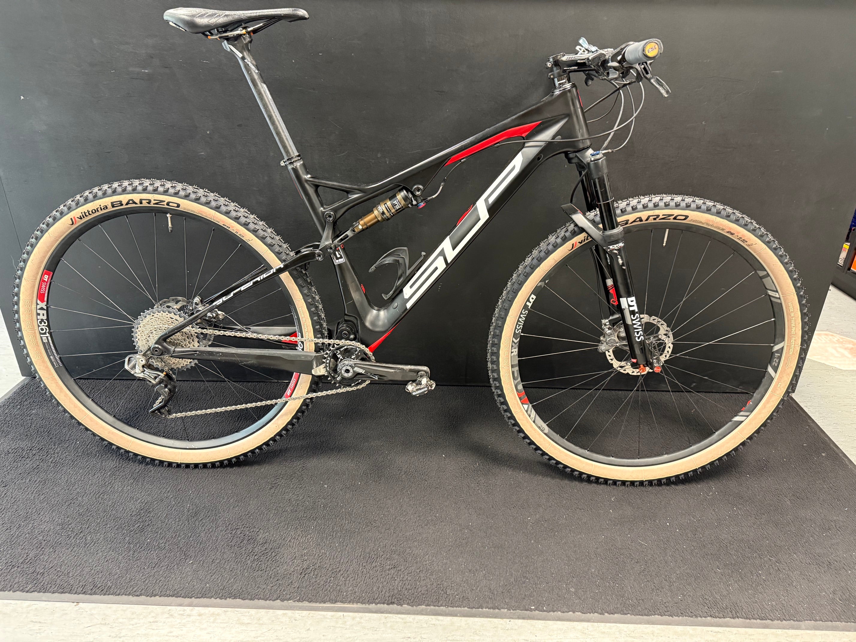 Ratas Superior XF Team XTR DI2 (L)
