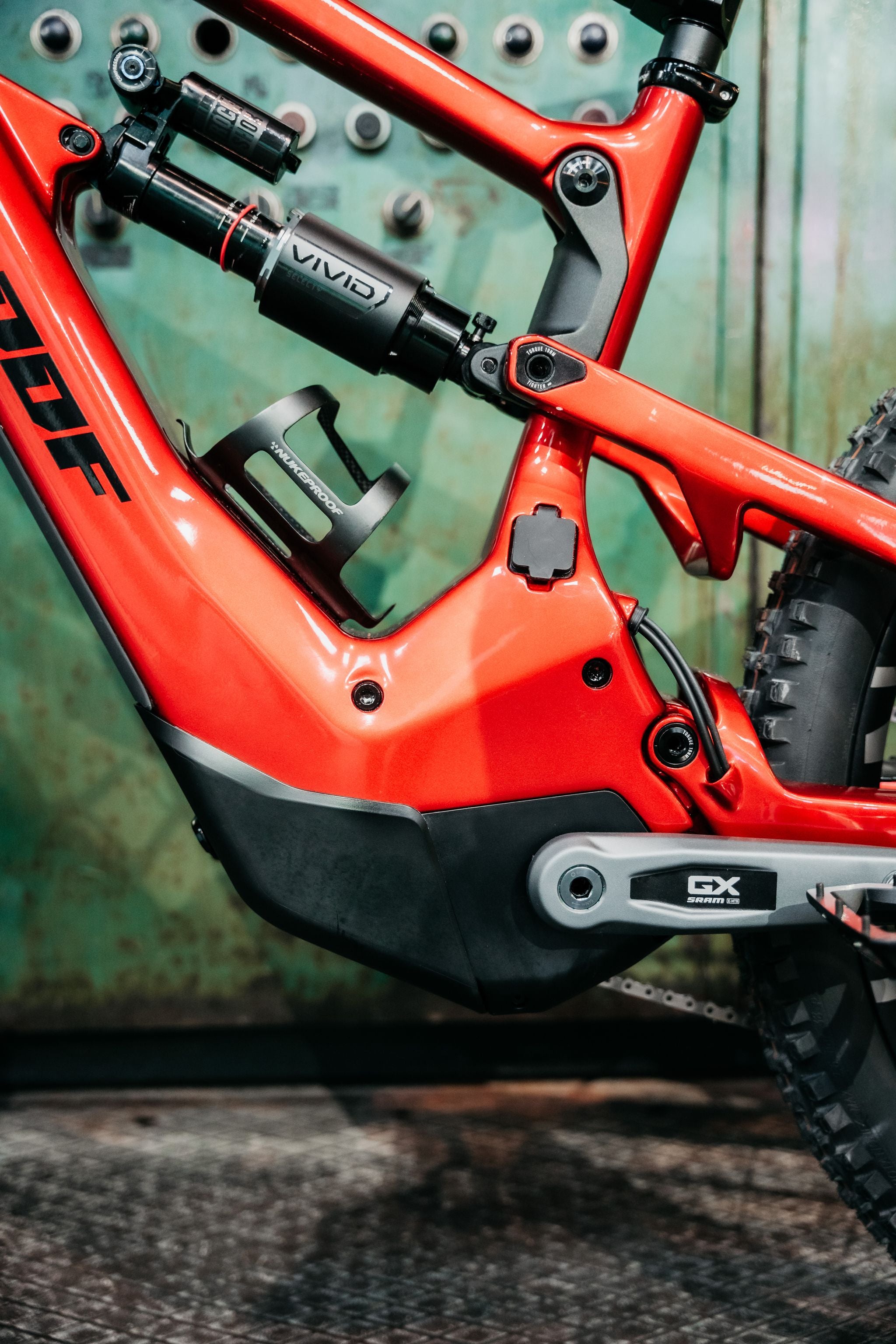Ratas NUKEPROOF Megawatt 297 Pro T-GX (M)