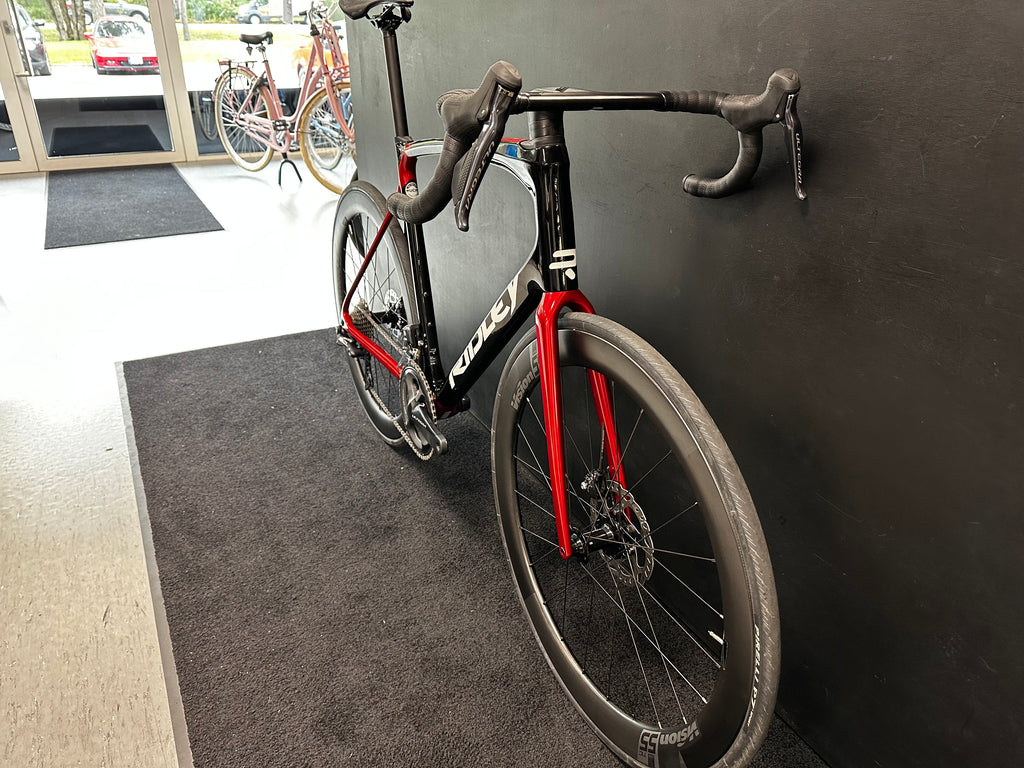 Ratas Ridley Fenix Slic Di2 (L)