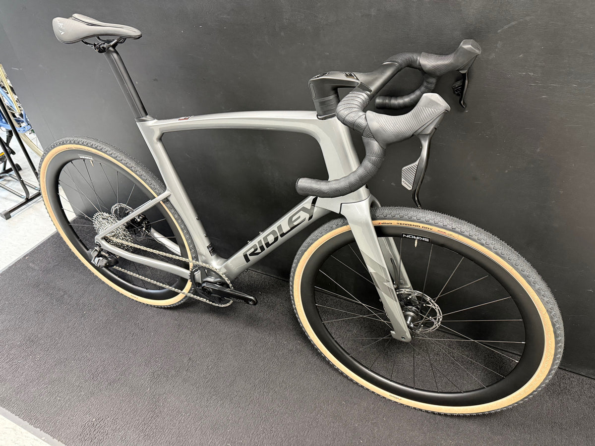 polkupyörä Ridley Kanzo Fast SRAM Rival XPLR 1x12 (L), harmaa